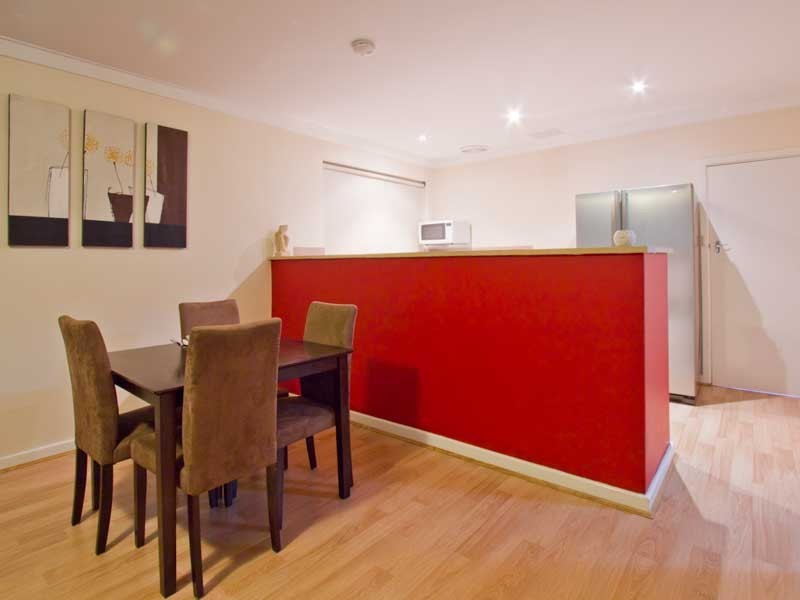 4B Ochiltree Way, Kardinya WA 6163