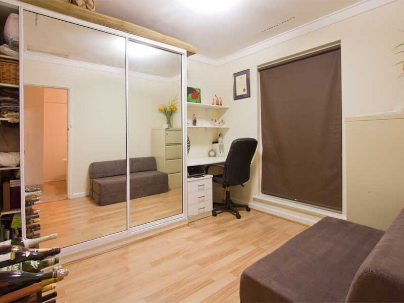 4B Ochiltree Way, Kardinya WA 6163