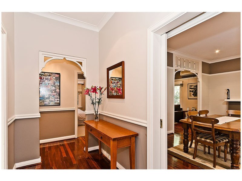 8 The Promenade, Mount Pleasant WA 6153