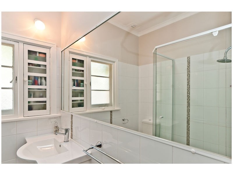 8 The Promenade, Mount Pleasant WA 6153