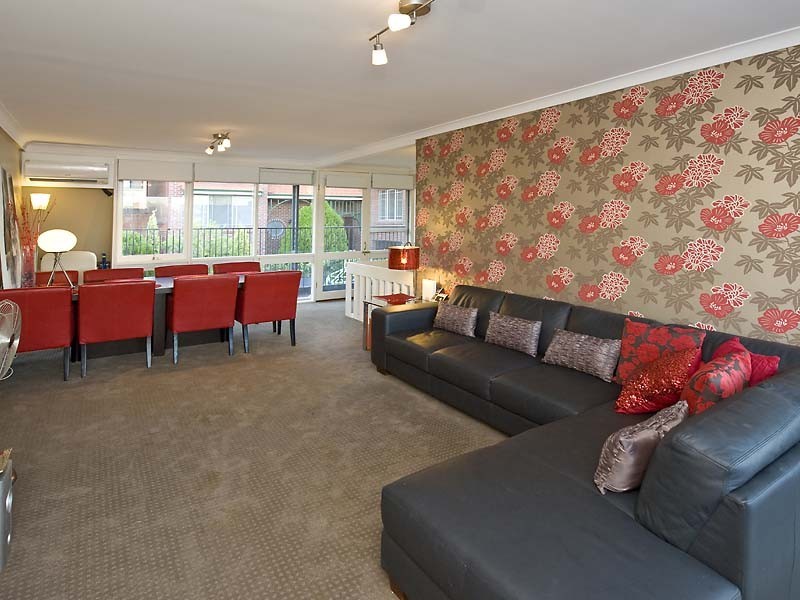 2/31 Coode St, South Perth WA 6151