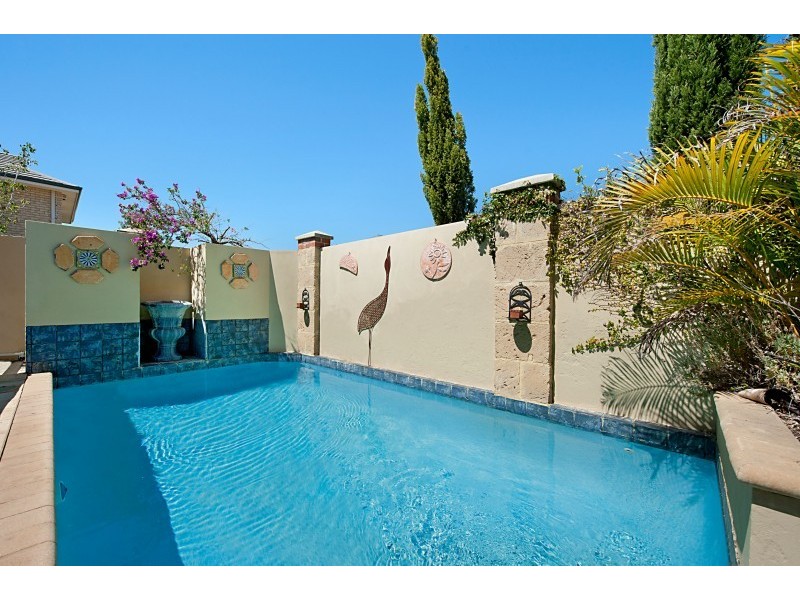 17 The Boardwalk, Ascot WA 6104