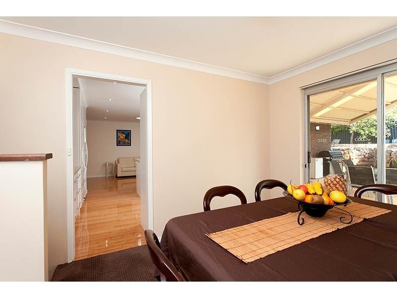 18 Darley Circle, Bull Creek WA 6149