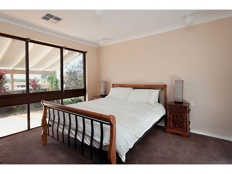 18 Darley Circle, Bull Creek WA 6149