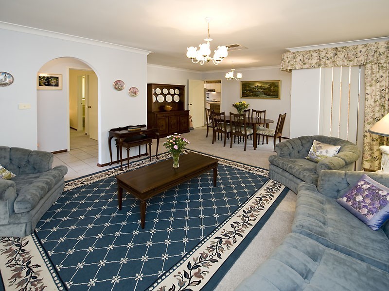 11 Lysons Way, Bateman WA 6150