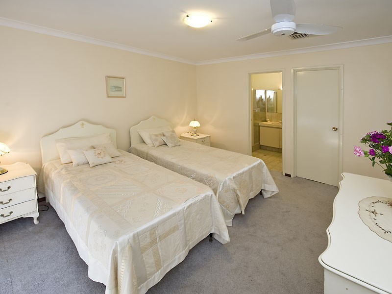 11 Lysons Way, Bateman WA 6150