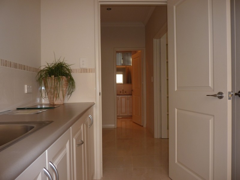 3A Parkside Ave, Mount Pleasant WA 6153