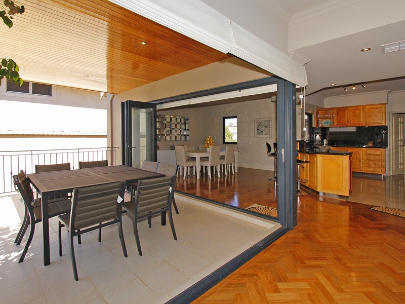 1A Cawston Rd, Attadale WA 6156