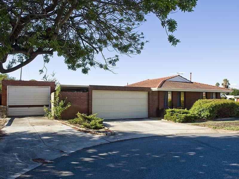 33A Piercy Way, Kardinya WA 6163