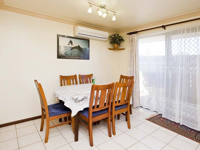 33A Piercy Way, Kardinya WA 6163