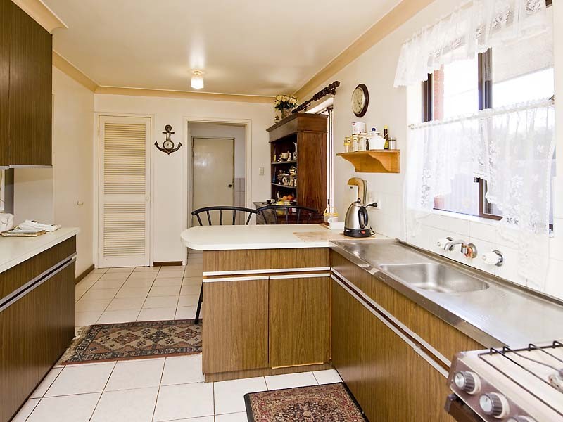 33A Piercy Way, Kardinya WA 6163