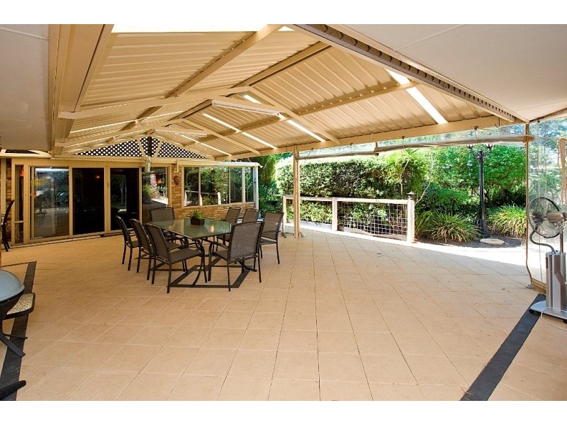 34 Livingstone Drive, Canning Vale WA 6155