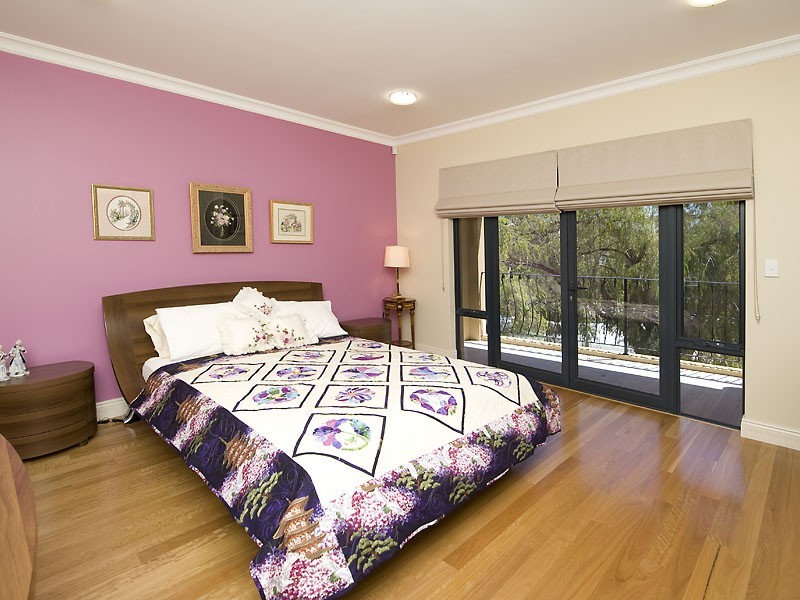 8 Onslow St, South Perth WA 6151