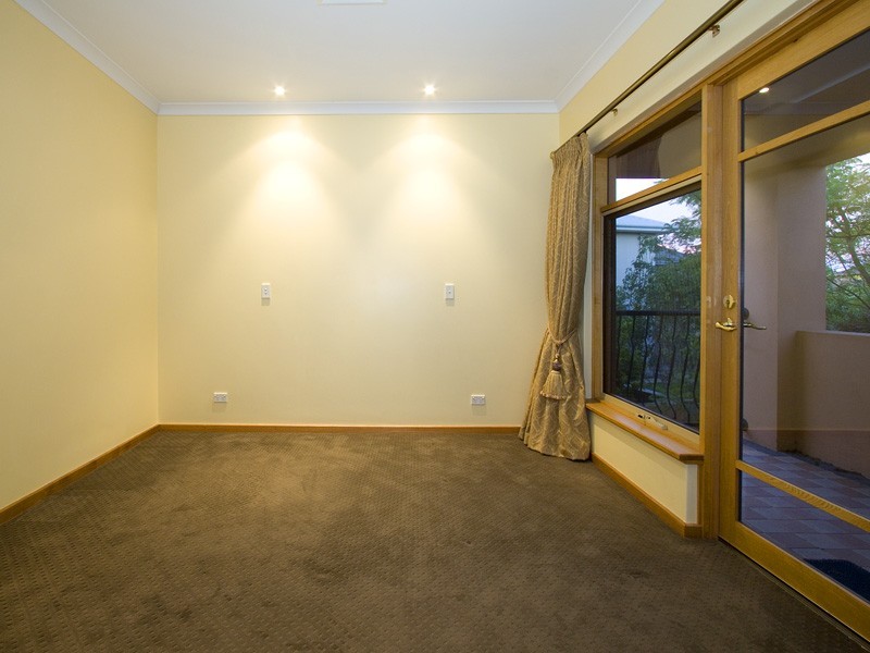19a Troy Street, Applecross WA 6153