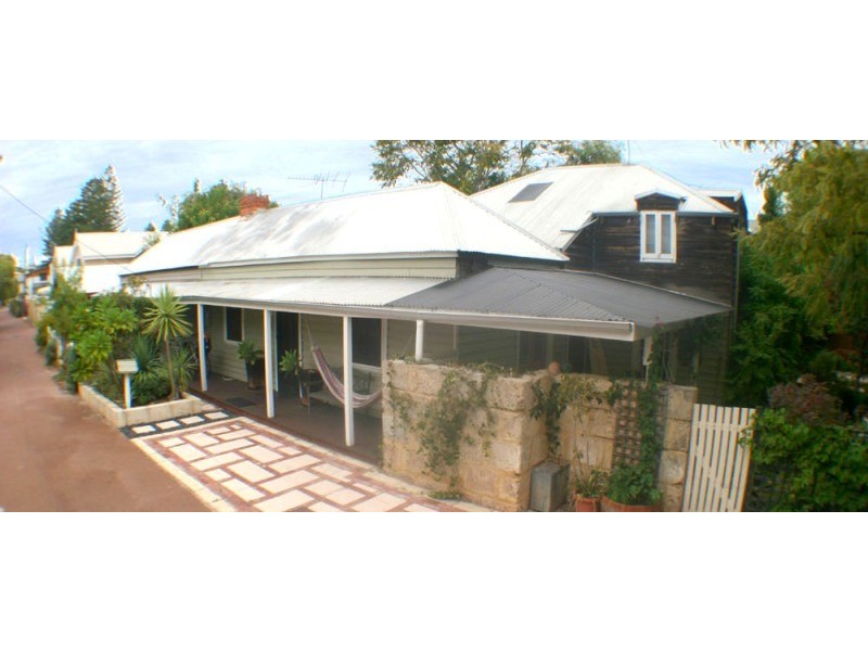 6 Passmore Ave, North Fremantle WA 6159