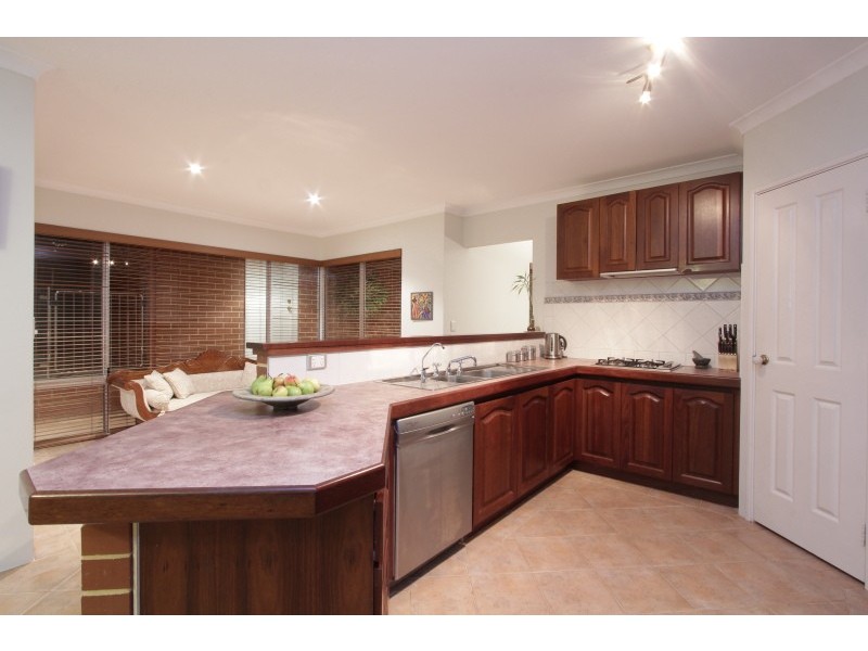 30 Clive St, Bicton WA 6157