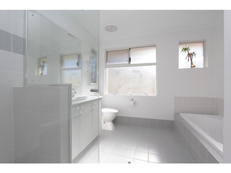 57 Waterfoot Loop, Canning Vale WA 6155