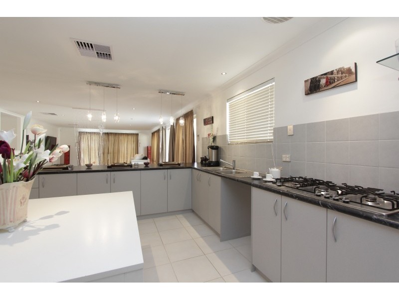 57 Waterfoot Loop, Canning Vale WA 6155