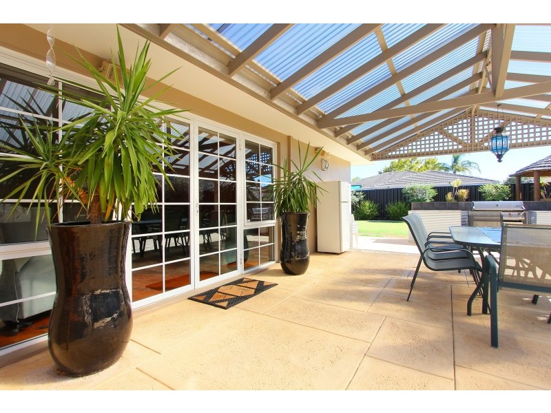 6 Hakea Plaza, Canning Vale WA 6155