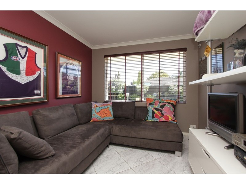 6 Hakea Plaza, Canning Vale WA 6155