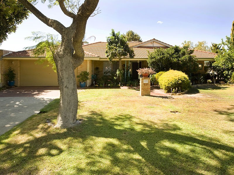 54 Tain St, Applecross WA 6153
