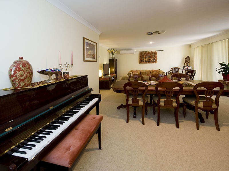 54 Tain St, Applecross WA 6153