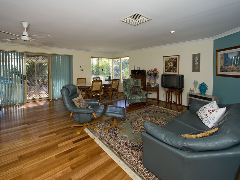 54 Tain St, Applecross WA 6153