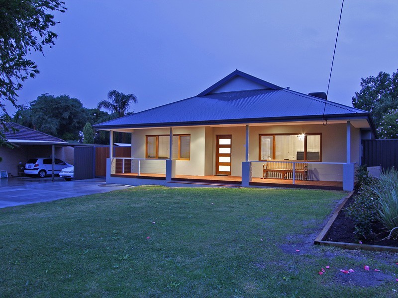 10 Spargo St, Myaree WA 6154