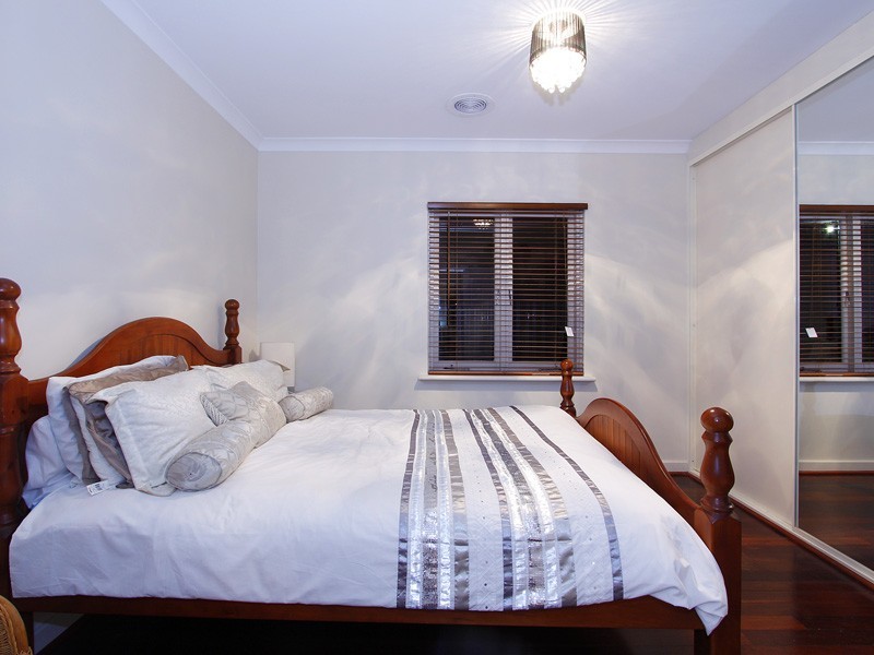 10 Spargo St, Myaree WA 6154