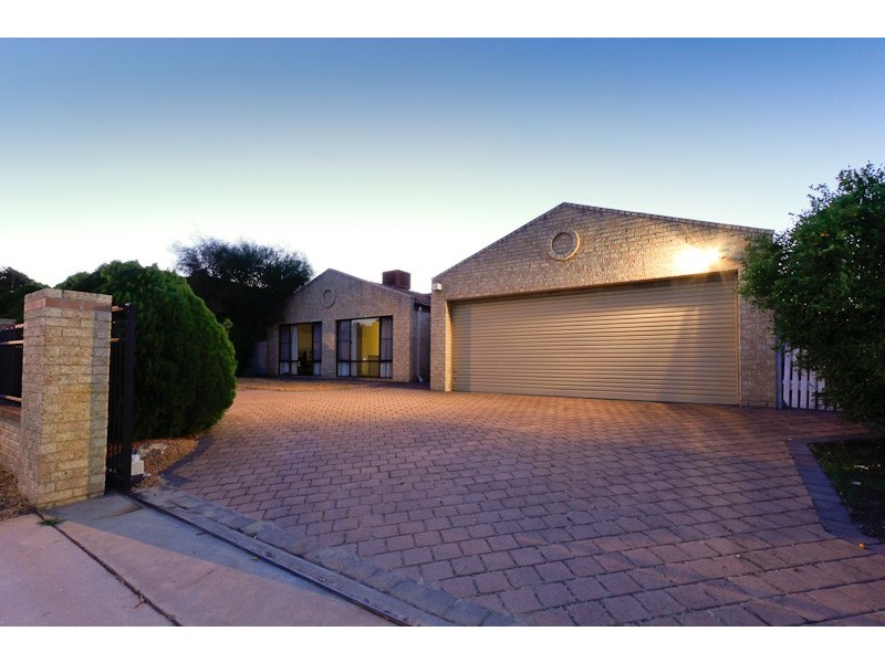 536 Marmion Street, Booragoon WA 6154