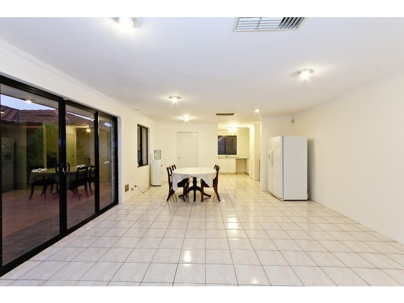 536 Marmion Street, Booragoon WA 6154