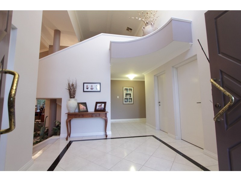 3 Rossiter Way, Winthrop WA 6150