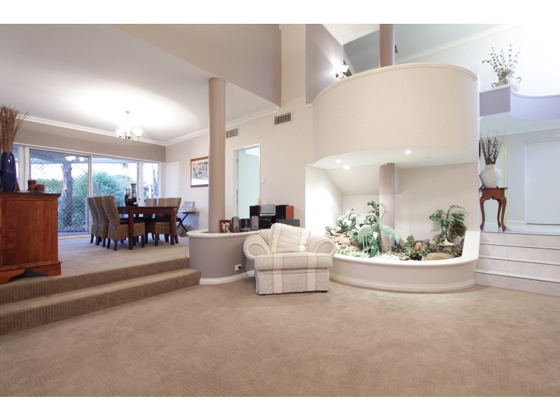 3 Rossiter Way, Winthrop WA 6150