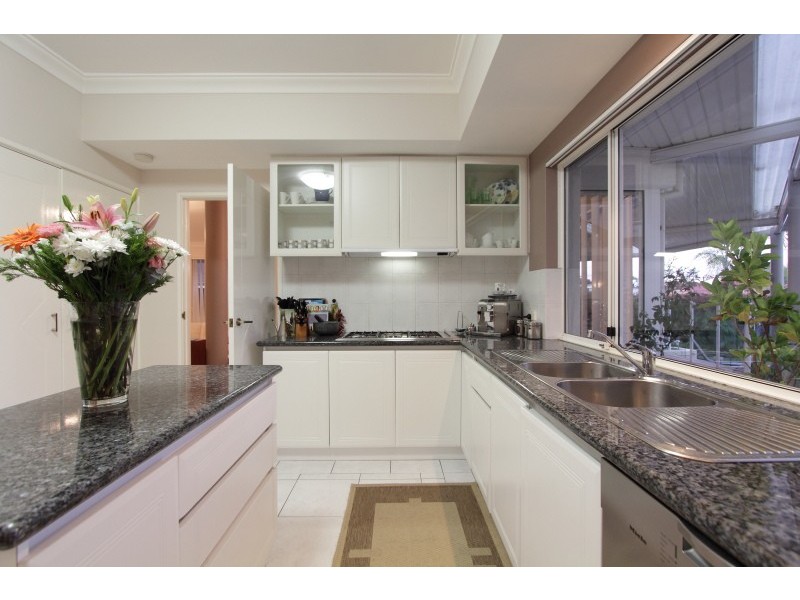 3 Rossiter Way, Winthrop WA 6150