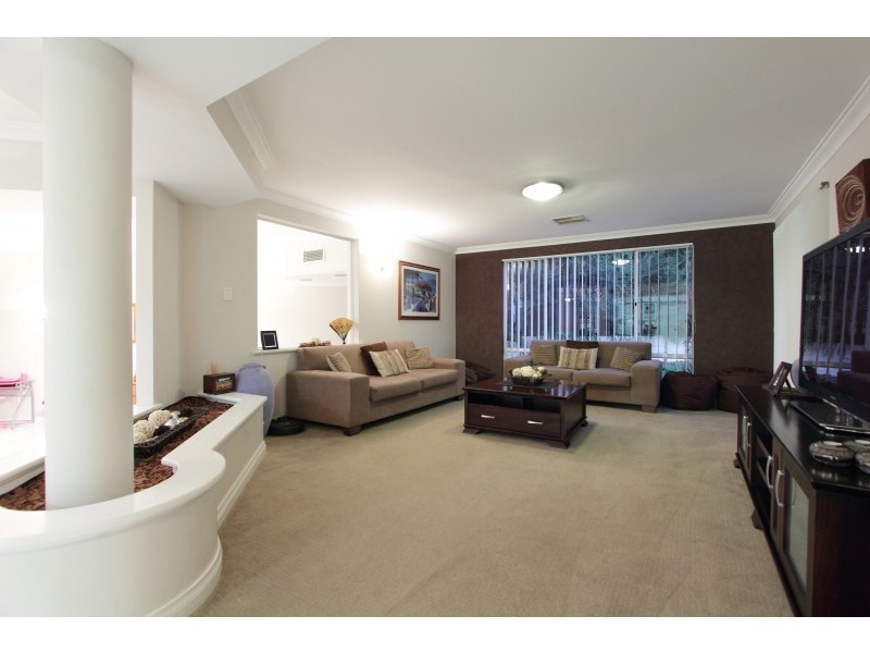 3 Rossiter Way, Winthrop WA 6150