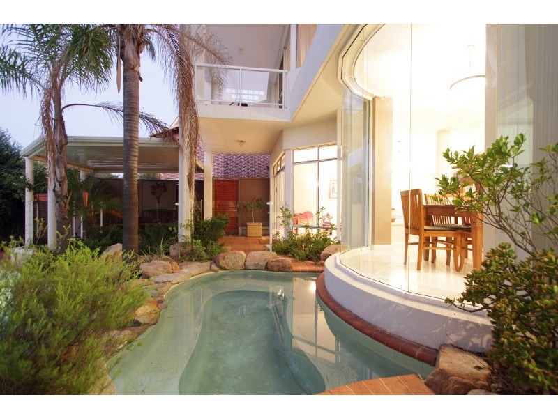 3 Rossiter Way, Winthrop WA 6150