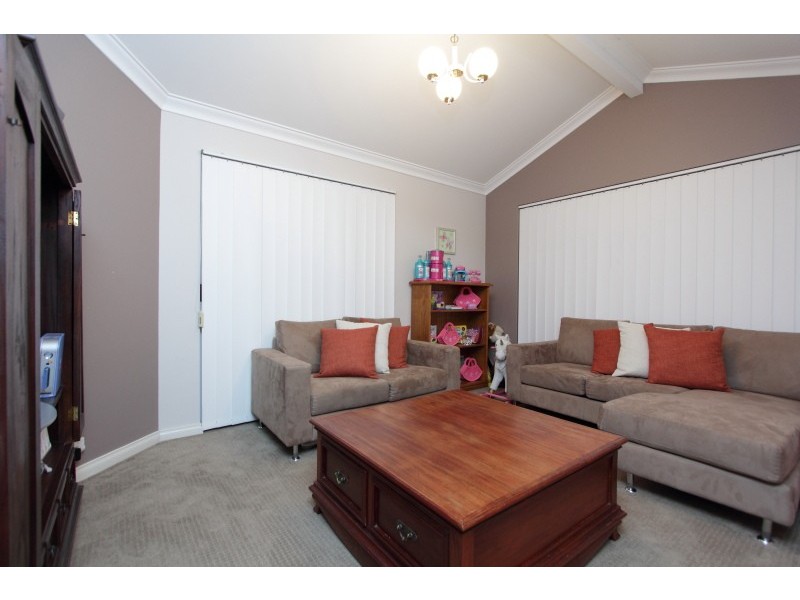 3 Rossiter Way, Winthrop WA 6150