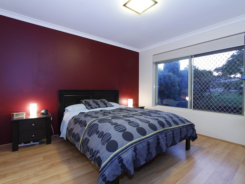 35 Milroy St, Willagee WA 6156