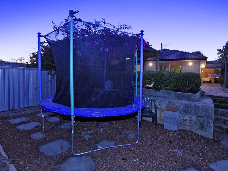 35 Milroy St, Willagee WA 6156