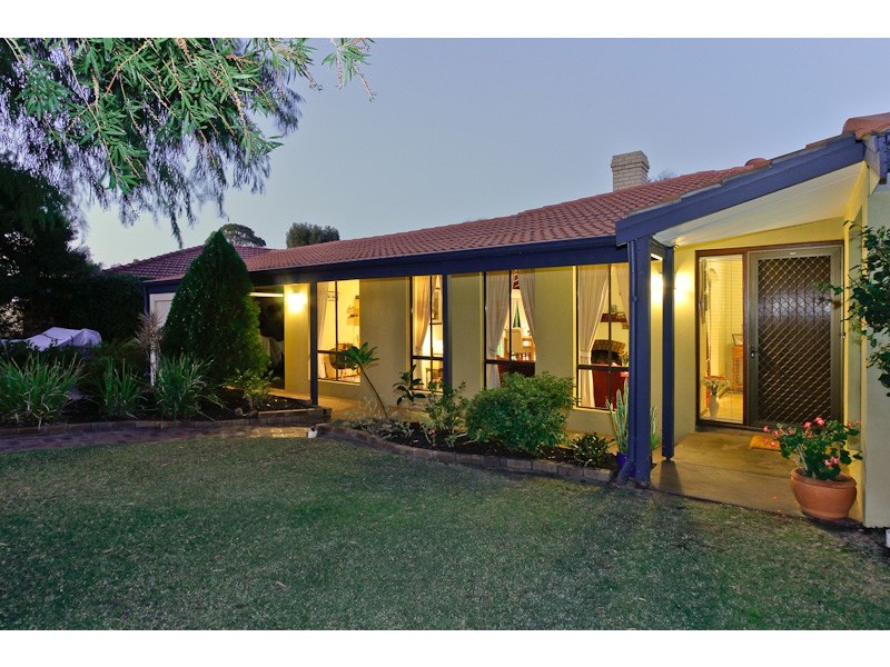 16 Connelly Way, Booragoon WA 6154