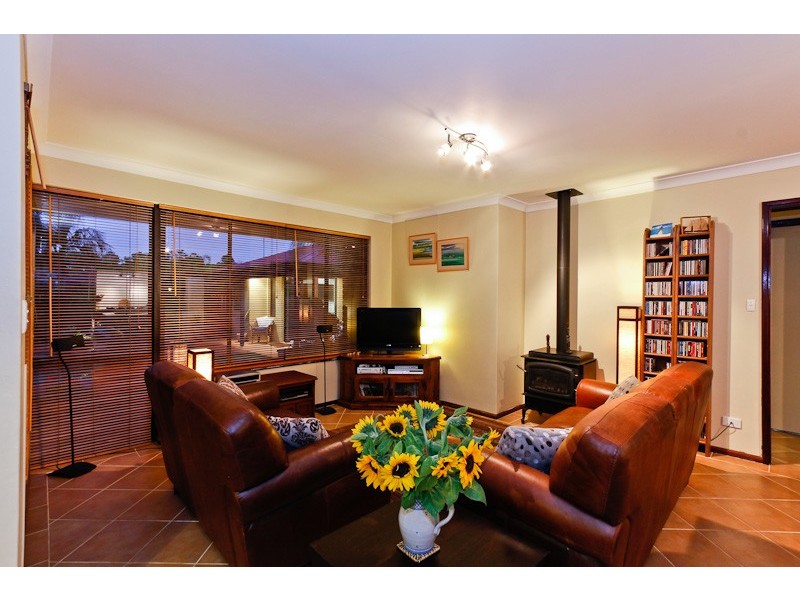 16 Connelly Way, Booragoon WA 6154