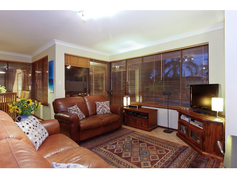 16 Connelly Way, Booragoon WA 6154