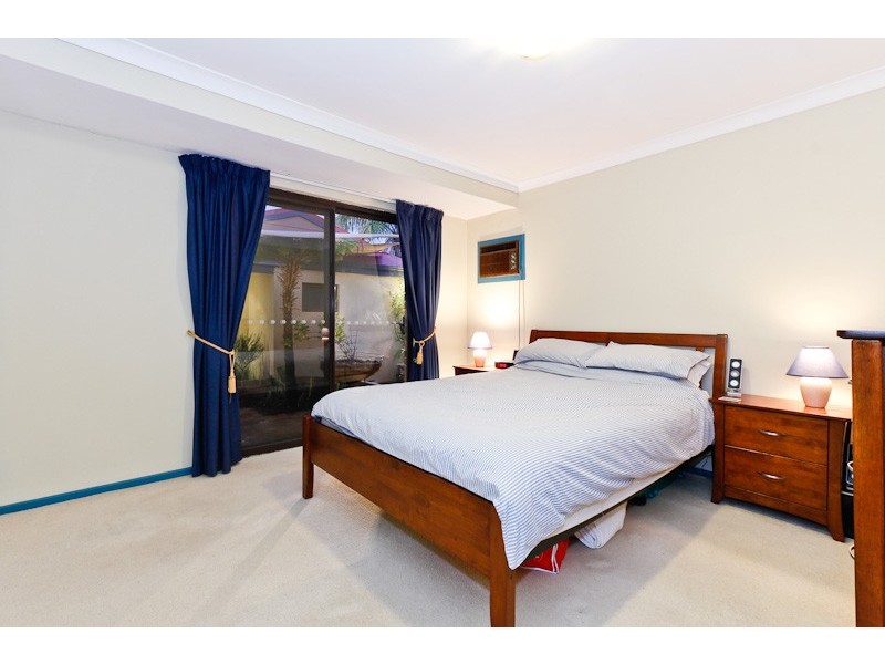16 Connelly Way, Booragoon WA 6154