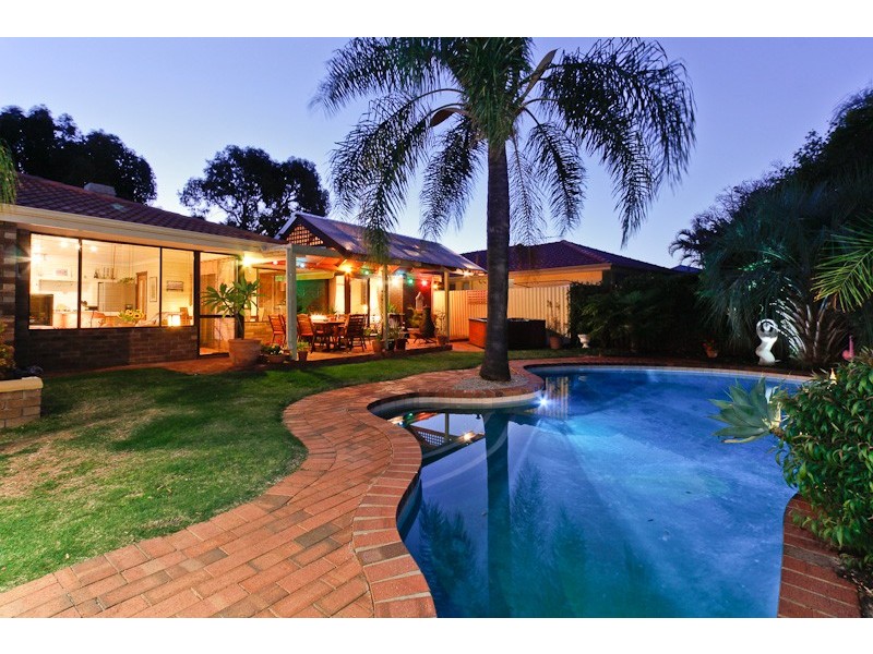 16 Connelly Way, Booragoon WA 6154