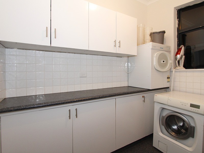 35 Mullings Wy, Myaree WA 6154
