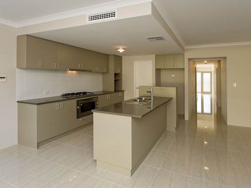 70B Rome Rd, Melville WA 6156