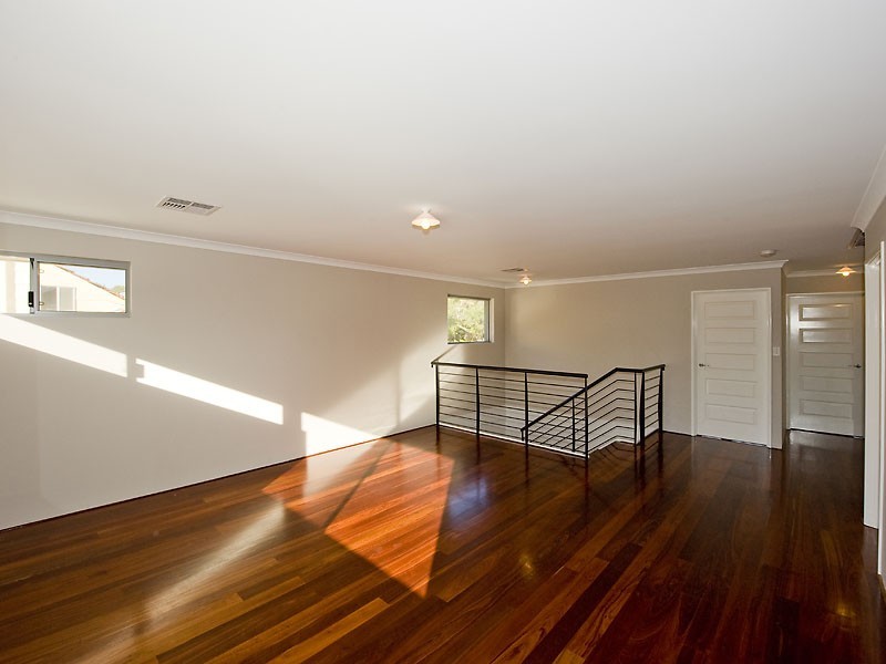 70B Rome Rd, Melville WA 6156