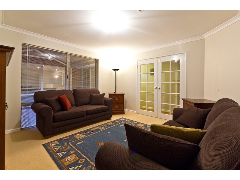 19 Jagoe Loop, Willagee WA 6156