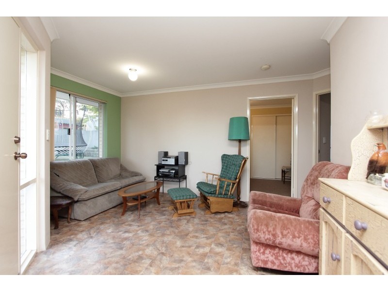 26 Third St, Bicton WA 6157