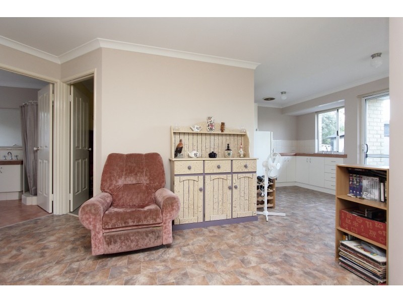 26 Third St, Bicton WA 6157